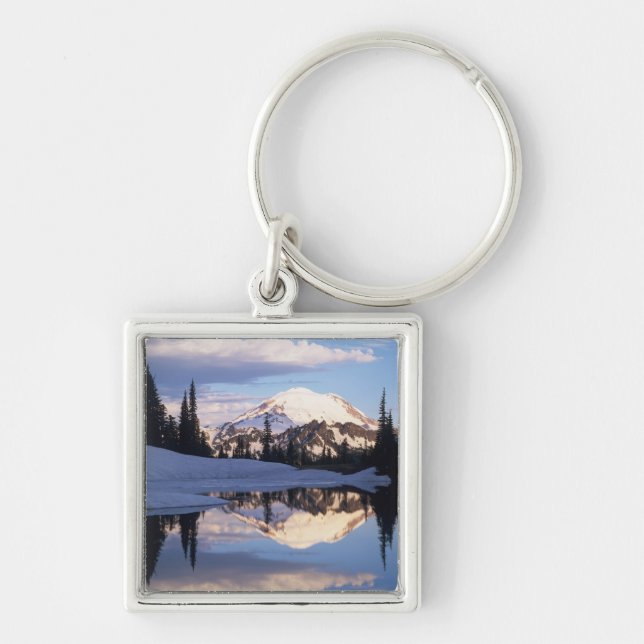 WA, Mt. Rainier NP, Mt. Rainier and clouds Key Ring (Front)