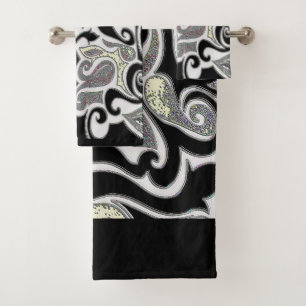 Wacky Retro Abstract Swirl in Black and White Bath Towel Set