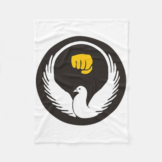Wado Ryu Karate Style Symbol Dojo Training  Fleece Blanket (Front)