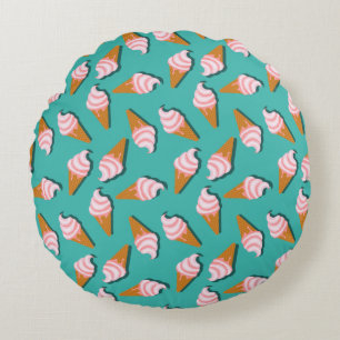 Waffle cones ice cream and frozen yogurt pattern round cushion