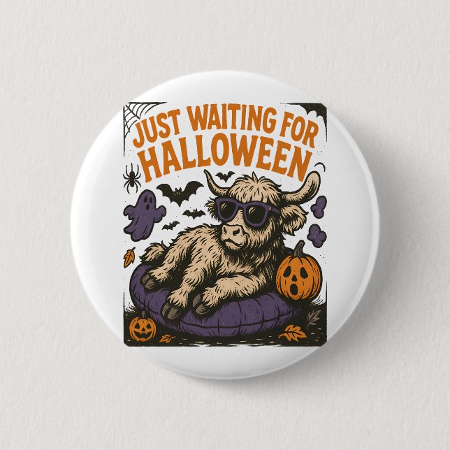 Waiting For Halloween Highland Cow 6 Cm Round Badge (Front)