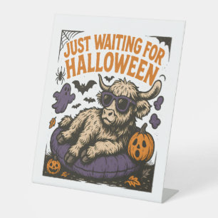 Waiting For Halloween Highland Cow Pedestal Sign