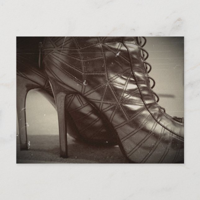 Walking in my shoes postcard (Front)