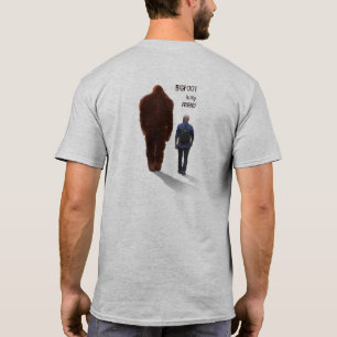 WALKING WITH BIGFOOT SASQUATCH - I KNOW 3 T-Shirt