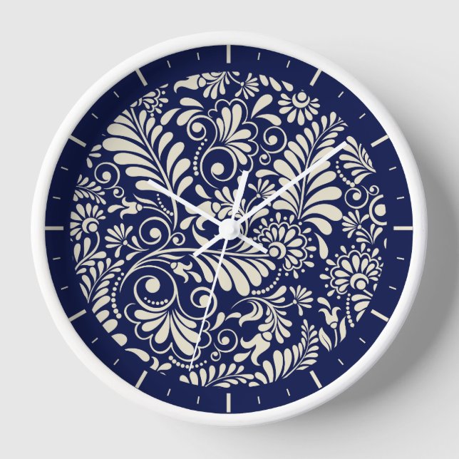 wall clock baroque style (Front)