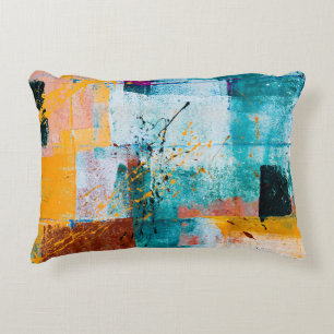 Wall graffiti on streets of west Los Angeles, CA o Decorative Cushion