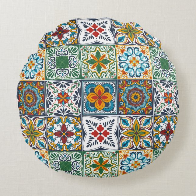 Wallpaper Backsplashes/Talavera inspired tiles Round Cushion (Front)