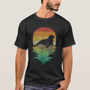 Walrus Silhouette Sunset Retro Vintage 70s Nature T-Shirt