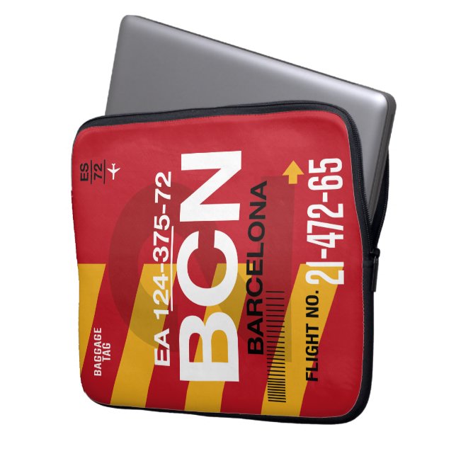 WanderTag - Barcelona Minimalist Laptop Sleeve (Front Left)