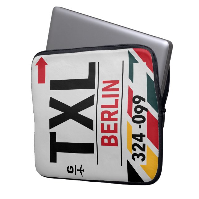 WanderTag - Berlin Minimalist Laptop Sleeve (Front Left)