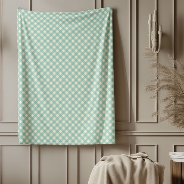 Warm Vintage Green Tartan Christmas Wintertime Fleece Blanket (Warm Vintage Green Tartan Christmas Wintertime Fleece Blanket)