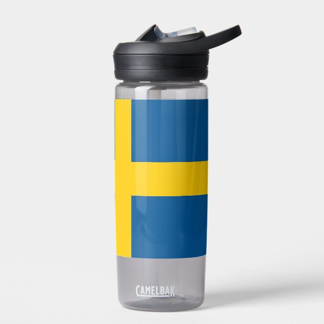 Water bottle with flag of Sweden (Left)