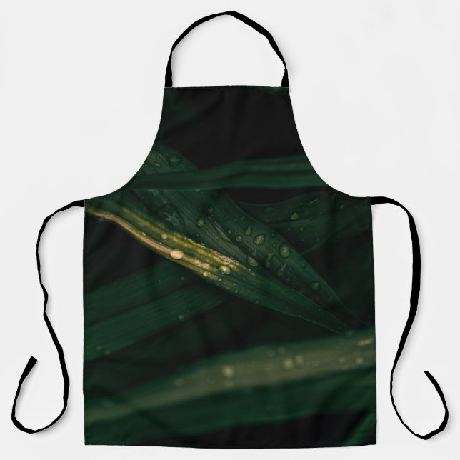 WATER DROPLETS ON GREEN LEAF APRON (Front)
