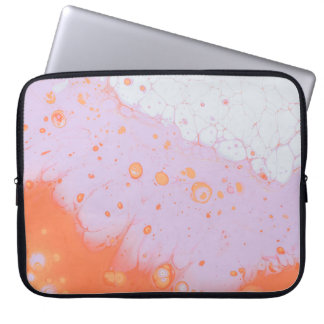 WATER DROPLETS ON RED SURFACE LAPTOP SLEEVE