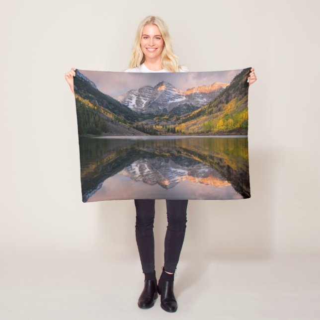 Water | Maroon Bells Colorado Fleece Blanket (In Situ)
