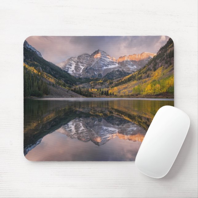Water | Maroon Bells Colorado Mouse Mat (With Mouse)