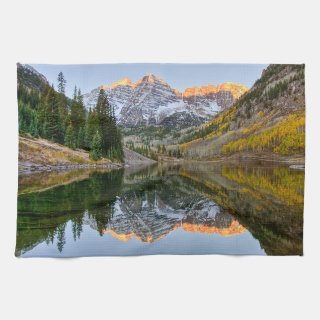 Water | Maroon Bells Lake Aspen Trees Tea Towel (Horizontal)