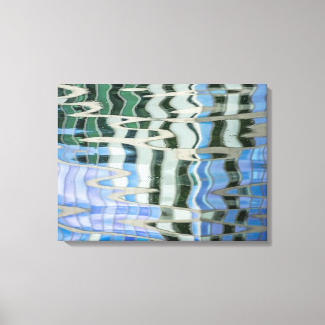 Water reflection canvas print (Front)