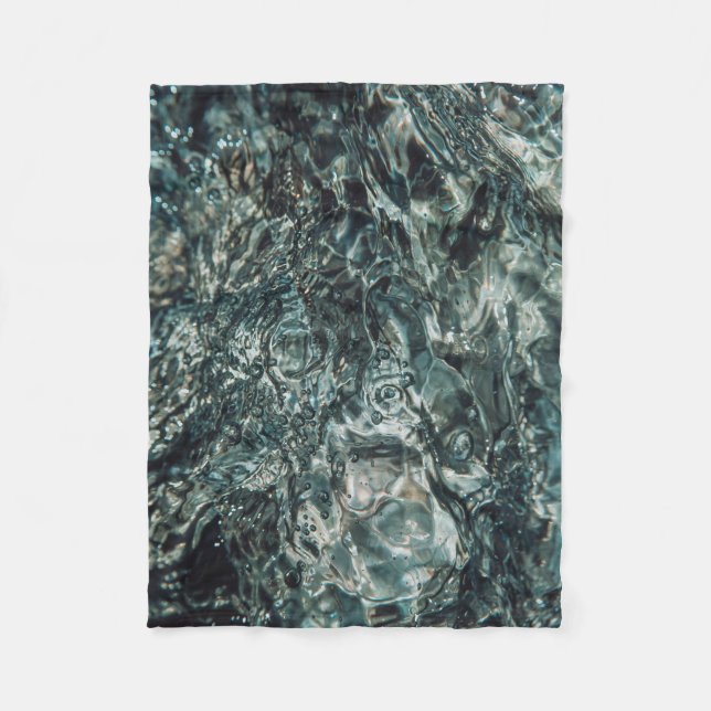 Water splash in close up photography fleece blanket (Front)