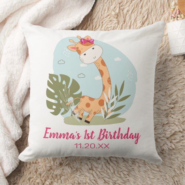 Watercolor Baby Giraffe, Safari Animals Birthday  Cushion (Blanket)