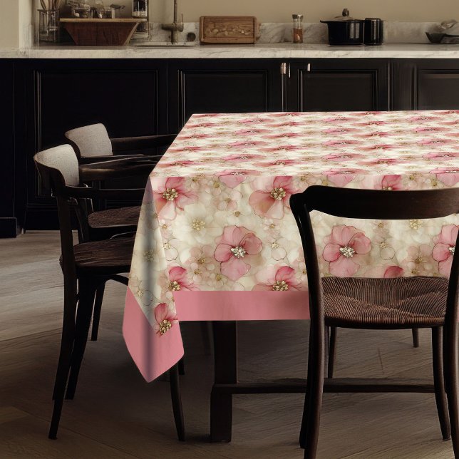 Watercolor dusty pink and gold delicate tablecloth (Watercolor dusty pink and gold delicate tablecloth)