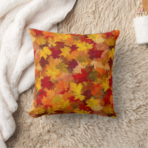 Watercolor Fall Leaves - Vintage Autumn Pattern Cushion