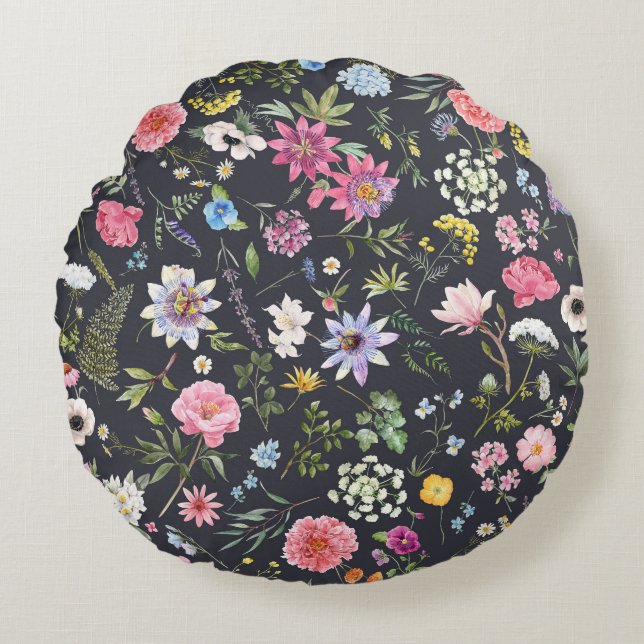 Watercolor Floral: Gentle Summer Pattern. Round Cushion (Front)