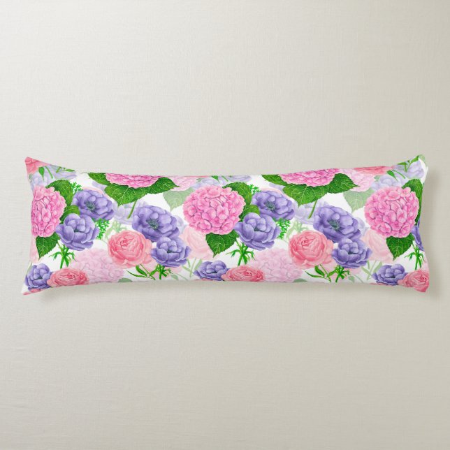 Watercolor floral pattern body cushion (Front)