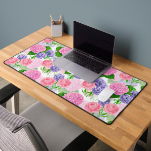 Watercolor floral pattern desk mat