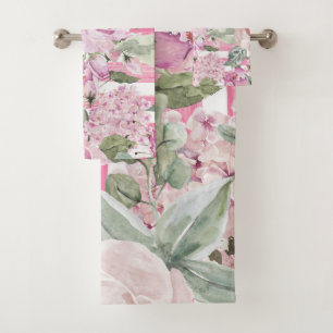 Watercolor geometric pastel green pink floral bath towel set
