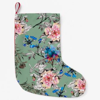 Watercolor hand drawn seamless pattern with beauti small christmas stocking