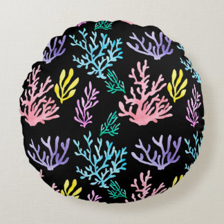 Watercolor painted corals seamless pattern round cushion