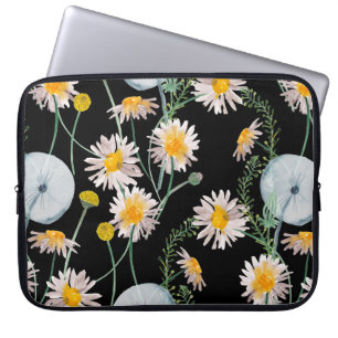 Watercolor painting seamless pattern with chamomil laptop sleeve