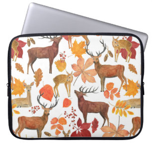 Watercolor painting seamless pattern with deers an laptop sleeve