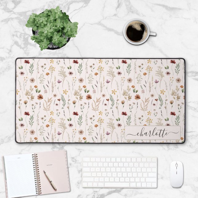 Watercolor Pretty Floral Wild flowers Pattern  Desk Mat (Creator Uploaded)