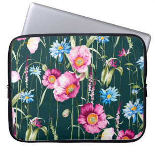 Watercolor seamless pattern with corn poppy flower laptop sleeve