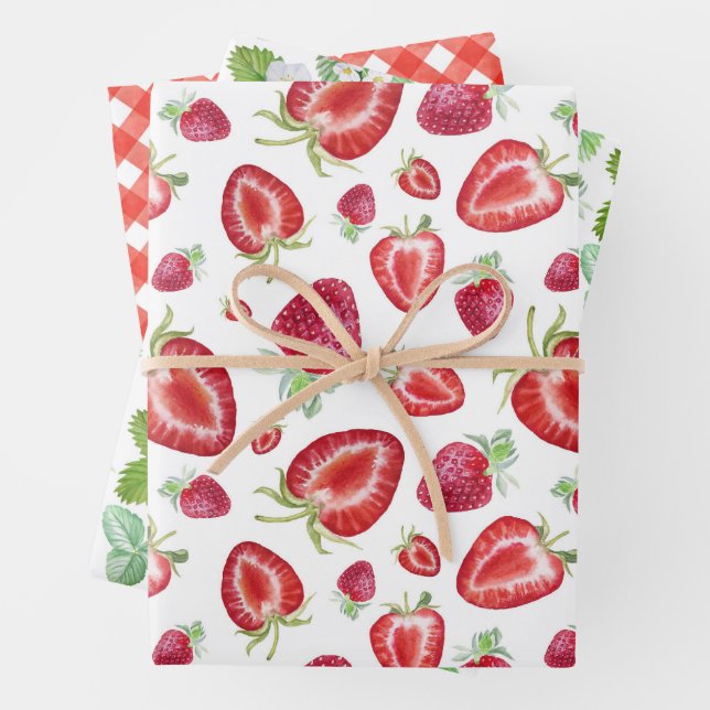 Watercolor Strawberry Pattern Wrapping Paper Sheet (In situ)