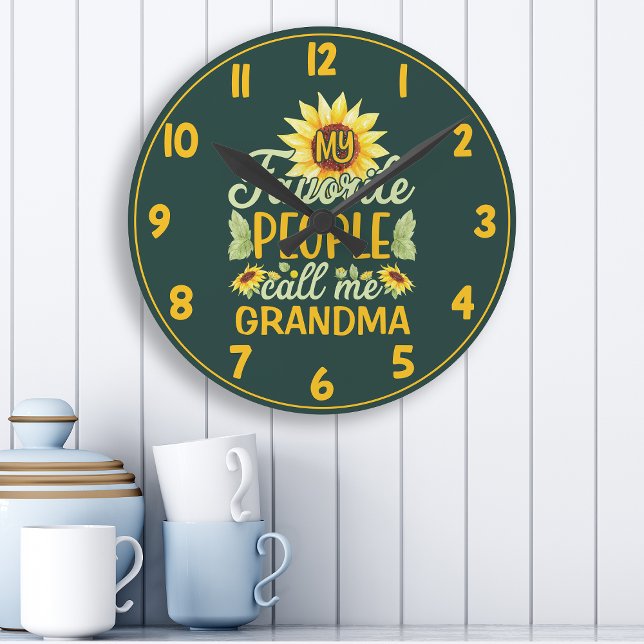 Watercolor Sunflower My Favourite People Grandma Round Clock (Creator Uploaded)