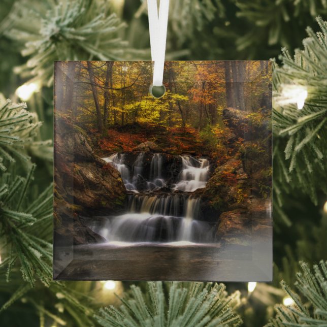 Waterfalls | New England Connecticut Glass Tree Decoration (Insitu)