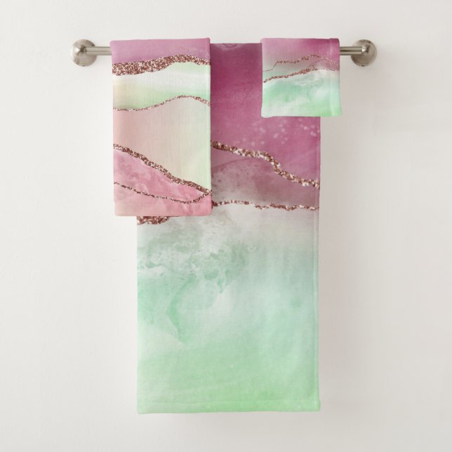 Watermelon Agate | Neo Mint Green and Cassis Pink Bath Towel Set (Insitu)