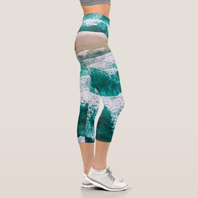 Waves Capri Leggings (Right)