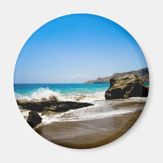 Waves crash on beach magnet
