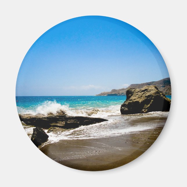 Waves crash on beach magnet (Front)