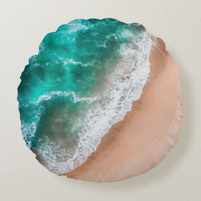 Waves on Sandy Beach  Round Cushion (Front)