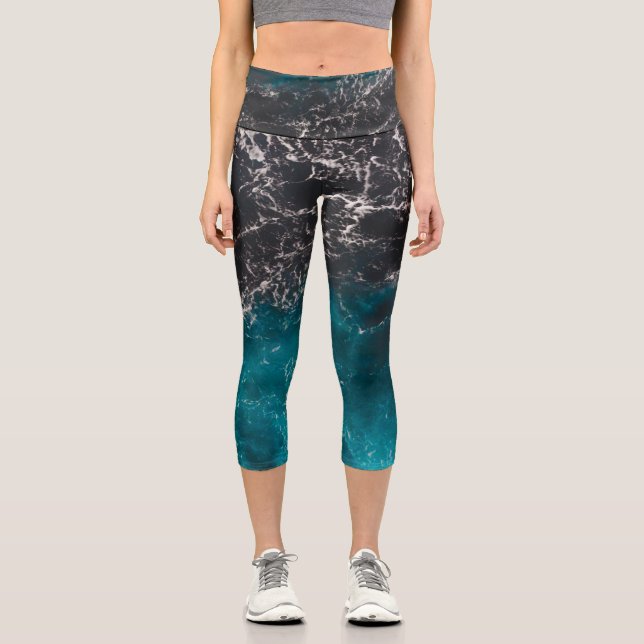 Wavy foamy blue black ombre sea water capri leggings (Front)