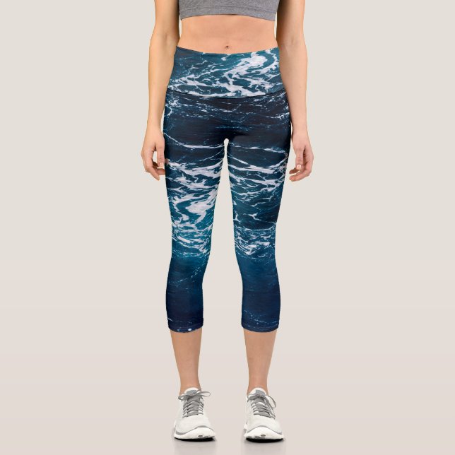 Wavy foamy dark blue sea water capri leggings (Front)