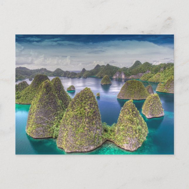 Wayag Island landscape, Indonesia Postcard (Front)