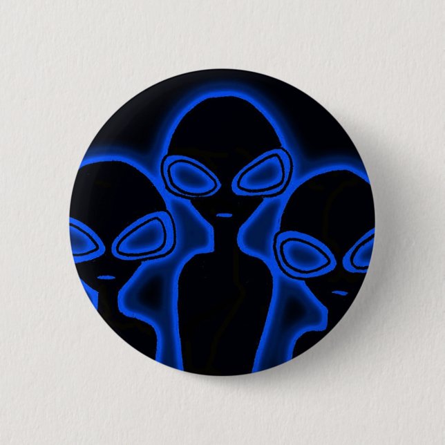WE 3 6 CM ROUND BADGE (Front)