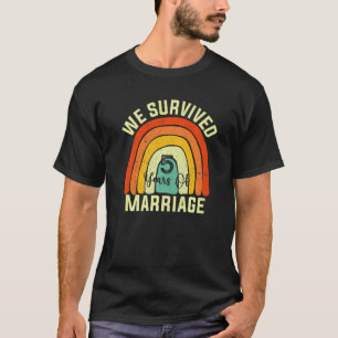 We Survived 5 Years Of Marriage Couple 5th Anniver T-Shirt