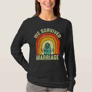 We Survived 9 Years Of Marriage Couple 9th Anniver T-Shirt